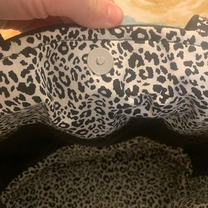 Vera  Bradley tote, in mint condition!